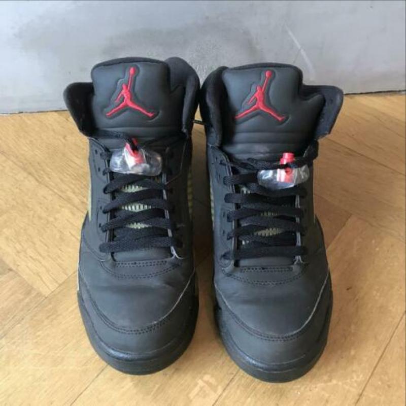 Jordan 5 Ragging Bull (US10/EU44)