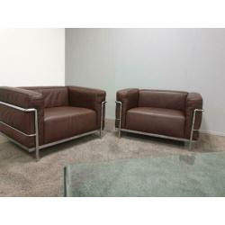 LC3 fauteuils | Le Corbustier | Cassina | Bruin leder