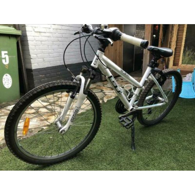 Stoere 24” MTB 21 versnellingen voor jaren fietsplezier