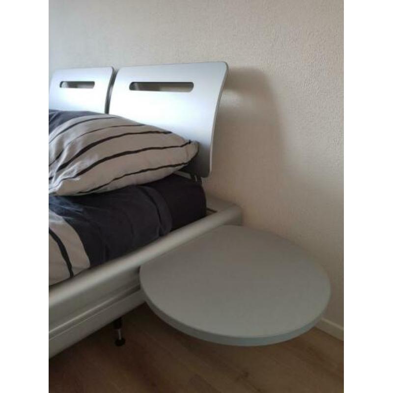 Tweepersoonsbed te koop