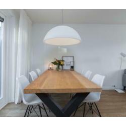 Zeer nette tafel + 6 stoelen te koop!