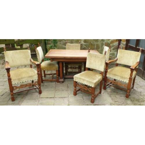 eikenhouten eettafel met 6 stoelen uit 1910