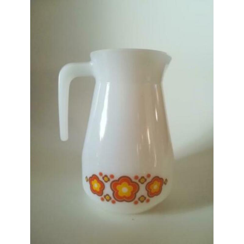 Vintage Melkglas Sapkan Jena Glass Schott West Germany