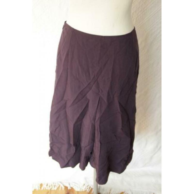 Mooie paarse rok.37% wol.Mt S.Merk Germano Zama