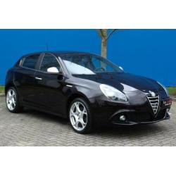Alfa Romeo Giulietta 1.4 T Distinctive - Nero Etna
