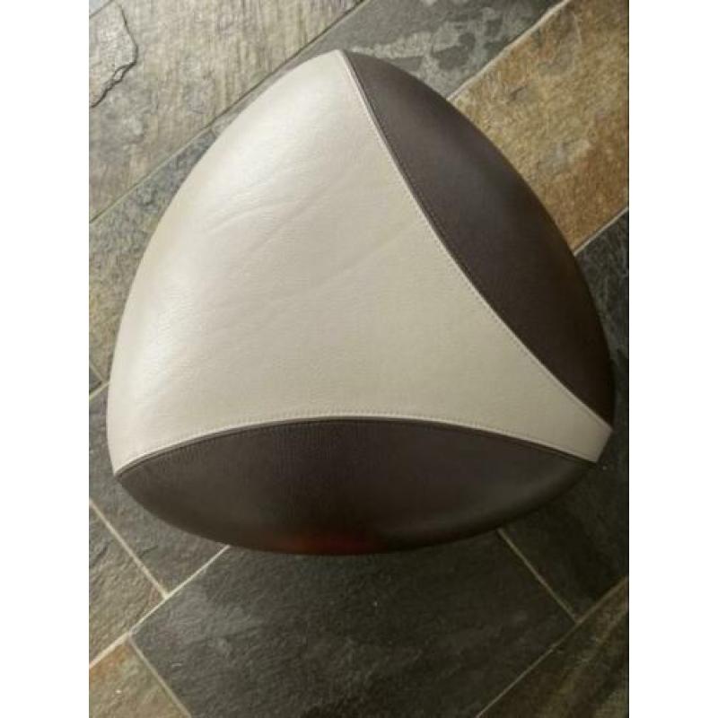 Pallone pa poef senso leer stoel fauteuil voetenbank leolux