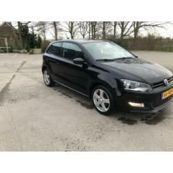 Volkswagen Polo 1.6 TDI 66KW DSG 2010 Zwart