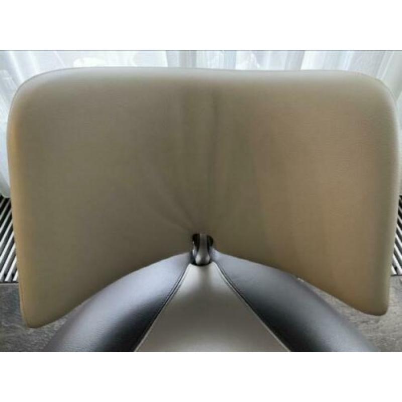Pallone pa poef senso leer stoel fauteuil voetenbank leolux