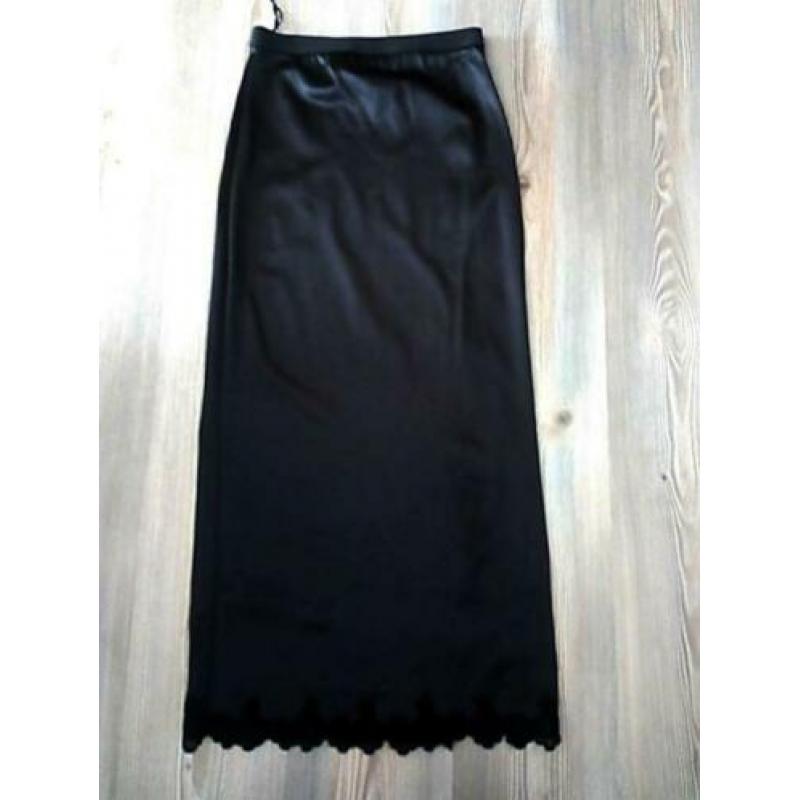 Catwalk collection London rok Gothic Gala Fair Split