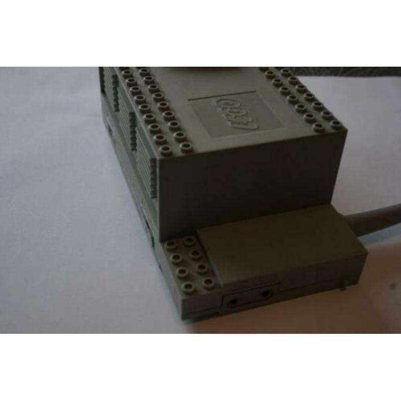 lego 12 volt transformator (ook voor 4,5 volt) 7864