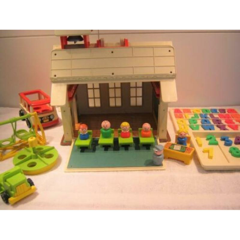 Fisher Price vintage schooltje en bus.Nog netjes