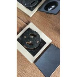Vintage stopcontacten en lichtschakelaars