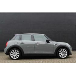 MINI 5-deurs One Salt + Business (bj 2019)