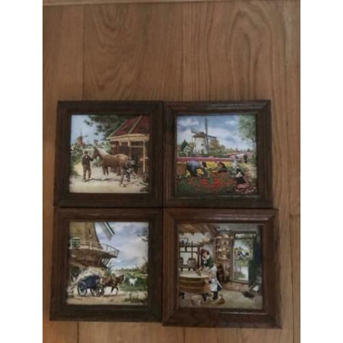 Set van Ter Steege, 5 gekleurde wandtegels in lijst.