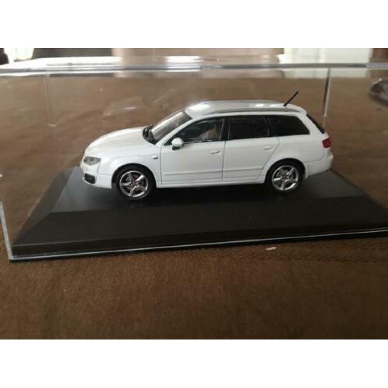 Seat Exeo Stationwagon 2009 wit metallic In Doosje FISHER