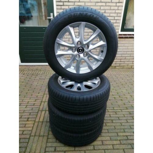 originele mazda 3 velgen met zomerbanden