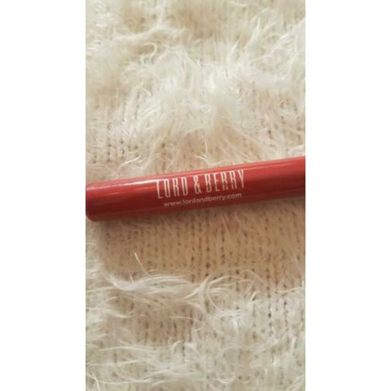 Lord & Berry Blush