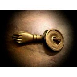 Hand Deurklopper antiek Curiosa brocante koper deur klopper