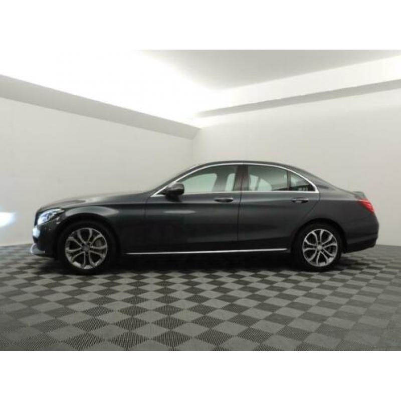 Mercedes-Benz C-Klasse 350 e Avantgarde AMG-Line (panodak,fu
