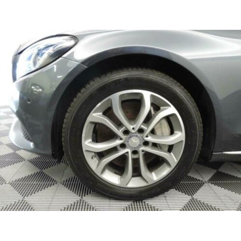 Mercedes-Benz C-Klasse 350 e Avantgarde AMG-Line (panodak,fu