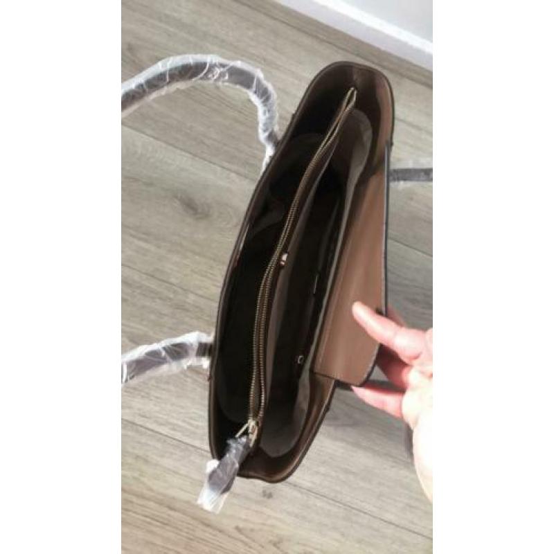 Guess Tas te koop, Nieuw!