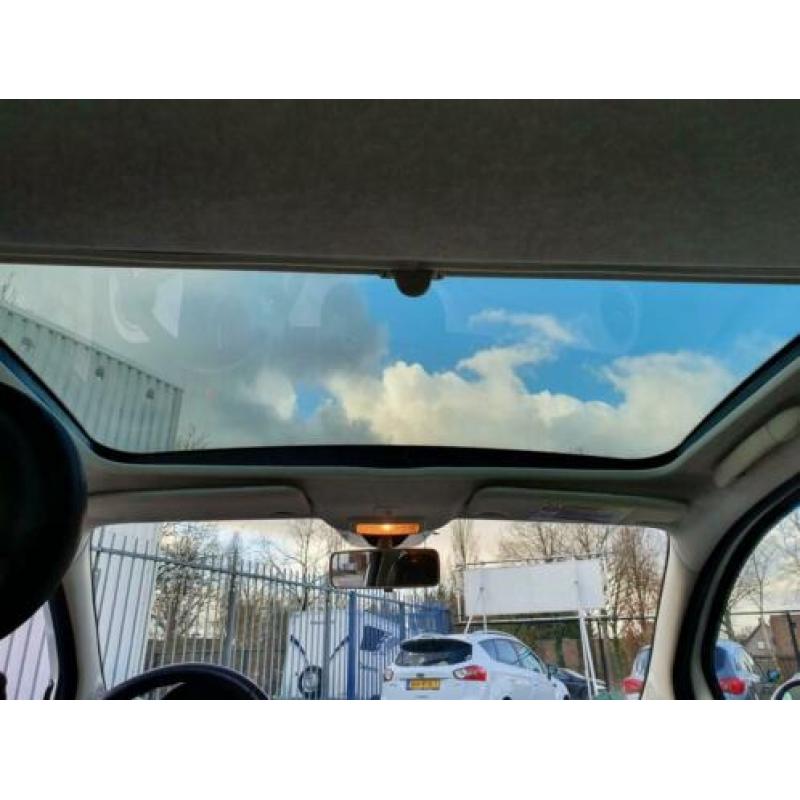Fiat 500 1.2 Lounge PANORAMADAK AIRCO PARKEERSENSOREN/A LM15