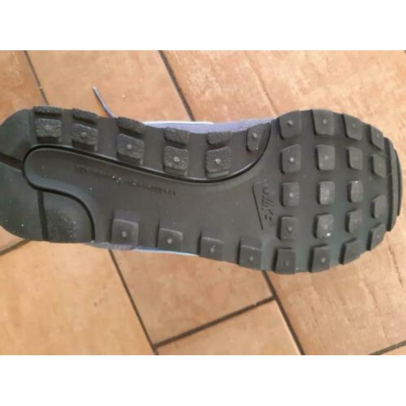 Nike sneakers mt 35,5 in prima staat.