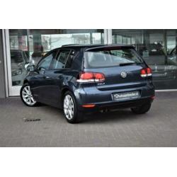 Volkswagen Golf 1.4 TSI Highline / Alcantara / Navi / PDC