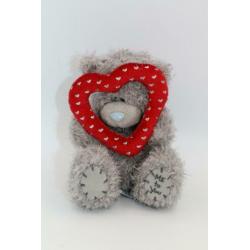 Me to you beertje met hartje rood cadeautip