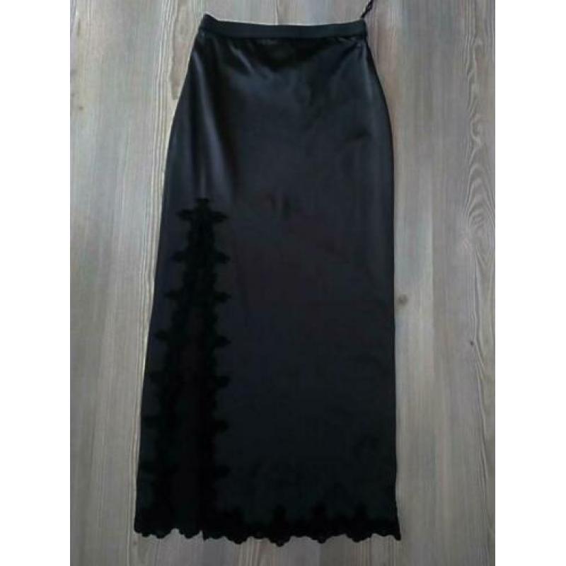 Catwalk collection London rok Gothic Gala Fair Split