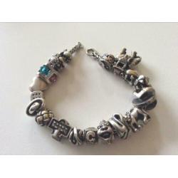 Trollbeads geluksknoop. Zilver.