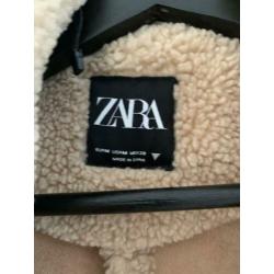 Prachtige bijna nieuwe Zara teddy jas coat winterjas m 38