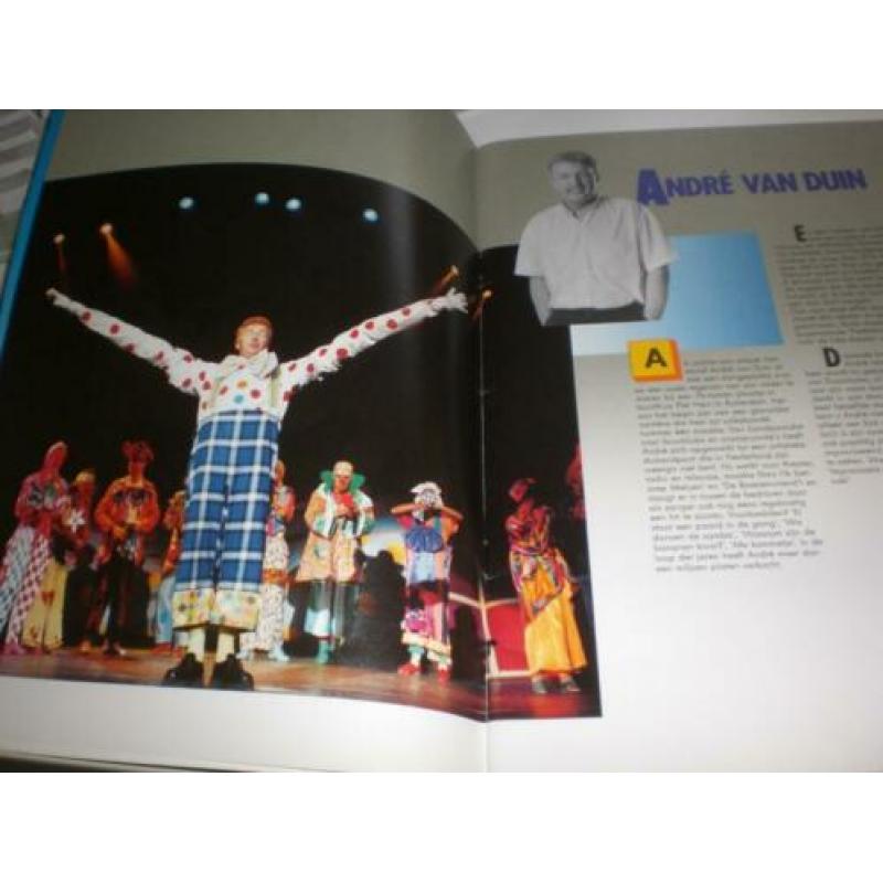 Programmaboek De Nieuwe André van Duin Revue 1990