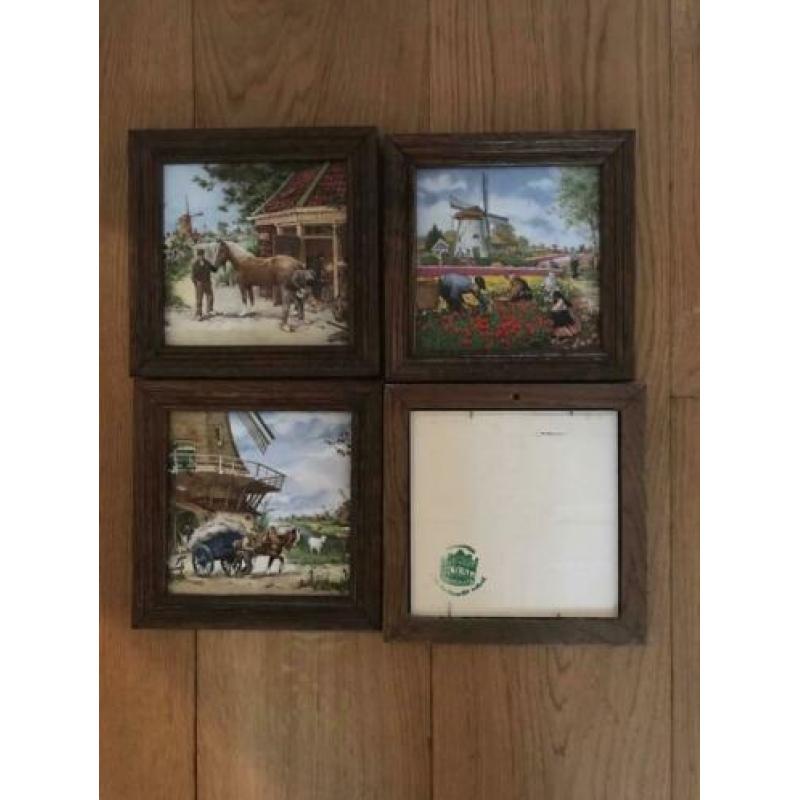 Set van Ter Steege, 5 gekleurde wandtegels in lijst.