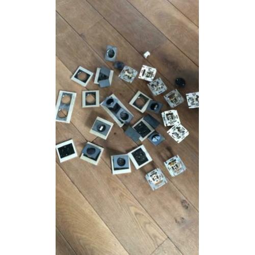 Vintage stopcontacten en lichtschakelaars