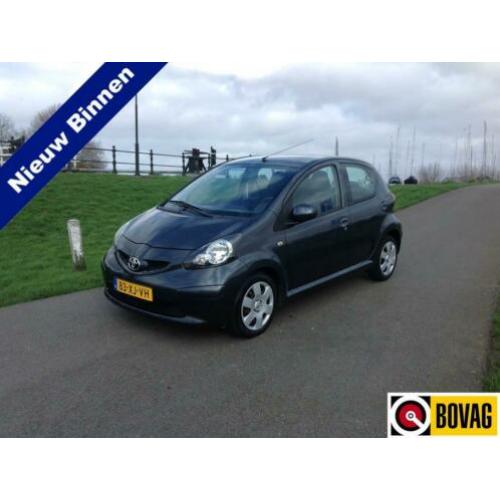 Toyota Aygo 1.0-12V + Bj 2007 airco 5 deurs !53000km!
