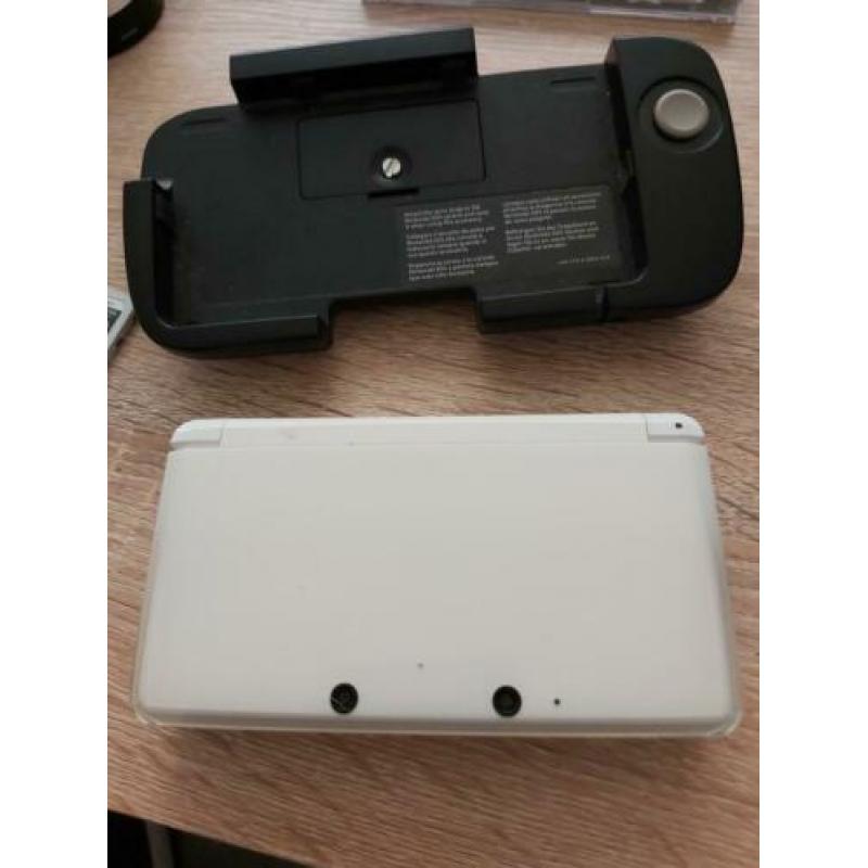 nintendo 3ds met spel en NINTENDO 3DS, circle pad pro