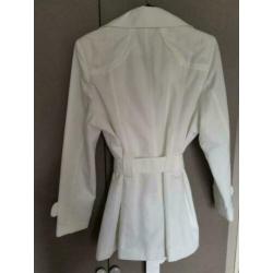 Piano mooie witte trenchcoat 1x gedragen mt 46