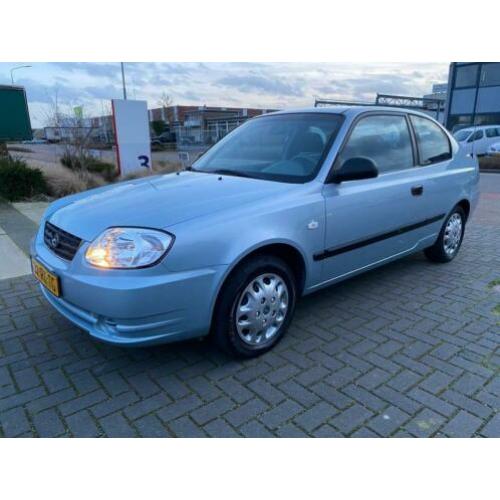 Hyundai Accent 1.3i Active Young *AIRCO/NAP*