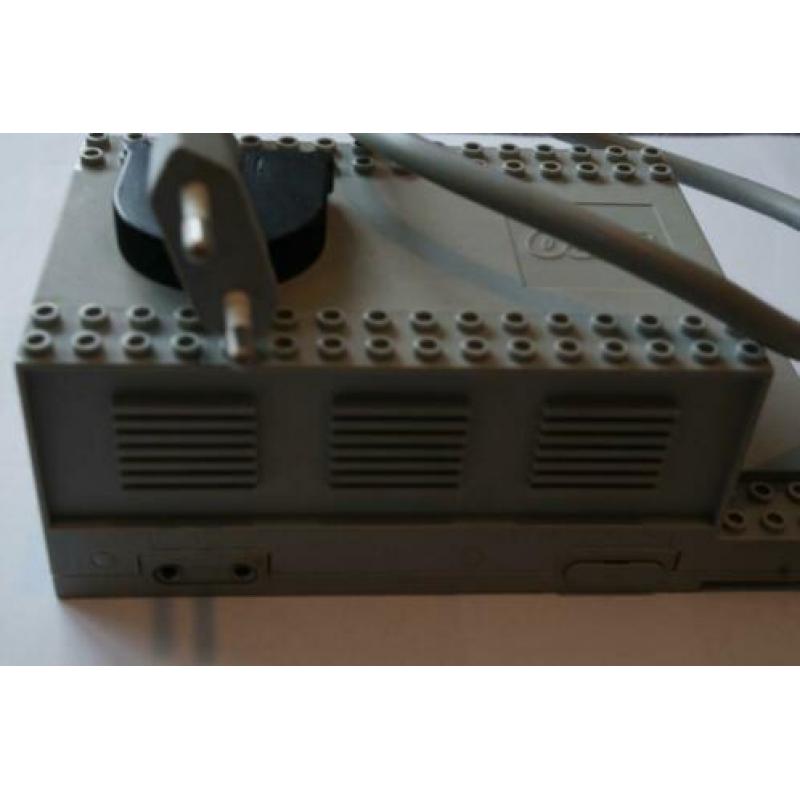 lego 12 volt transformator (ook voor 4,5 volt) 7864