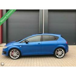 Seat Leon 2.0 TFSI Cupra R 265PK Xenon/Dak/Navi/19 inch