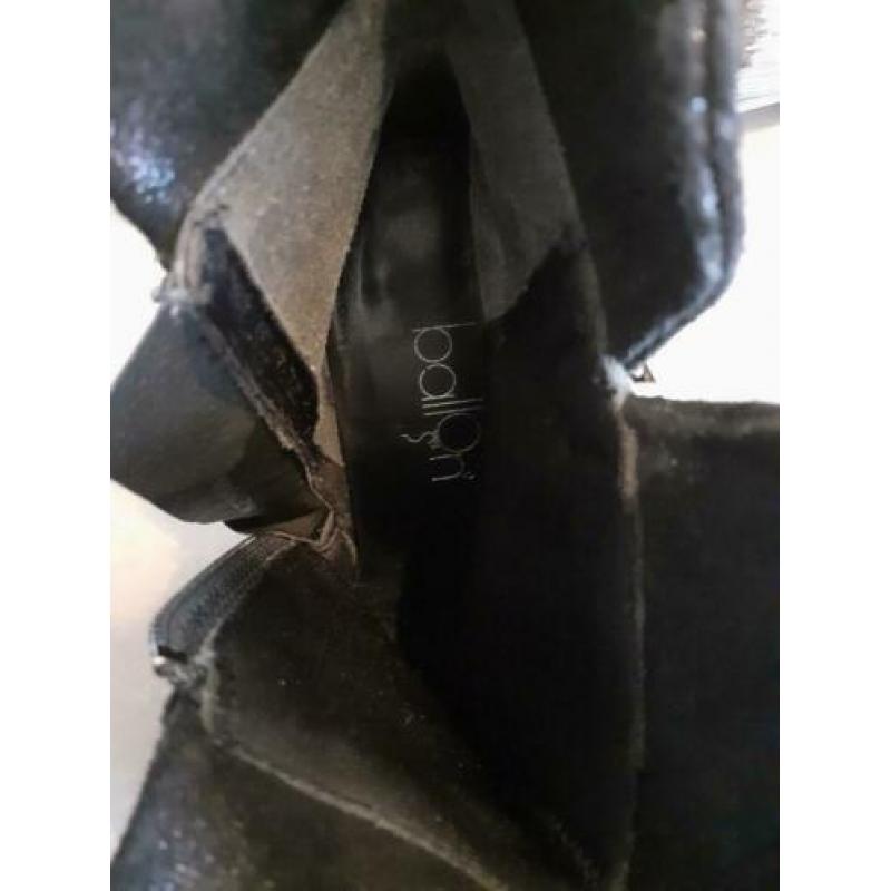 Korte laarsjes pumps zwart LE BALLON mt 37 hakken ankle boot