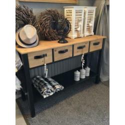 Sidetable Black & Mango Wood & Tuigleer
