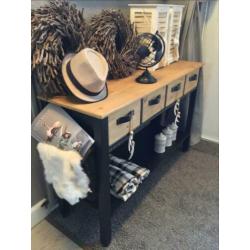 Sidetable Black & Mango Wood & Tuigleer