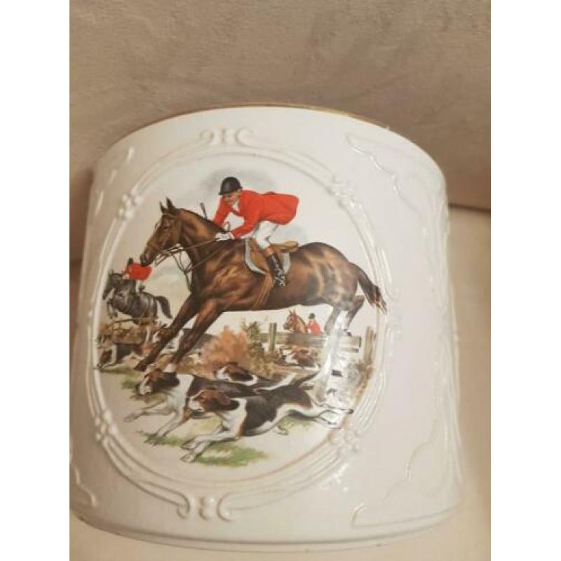 frankton c.v tegelen bloempot met paarden