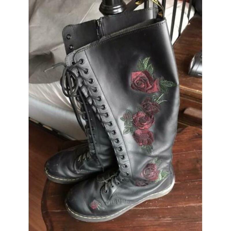 Dr. Martens laarzen, zwart /roos, maat 43