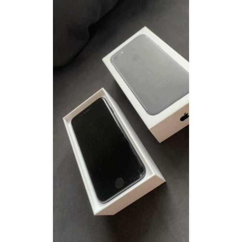 IPhone 7 Black 32 GB