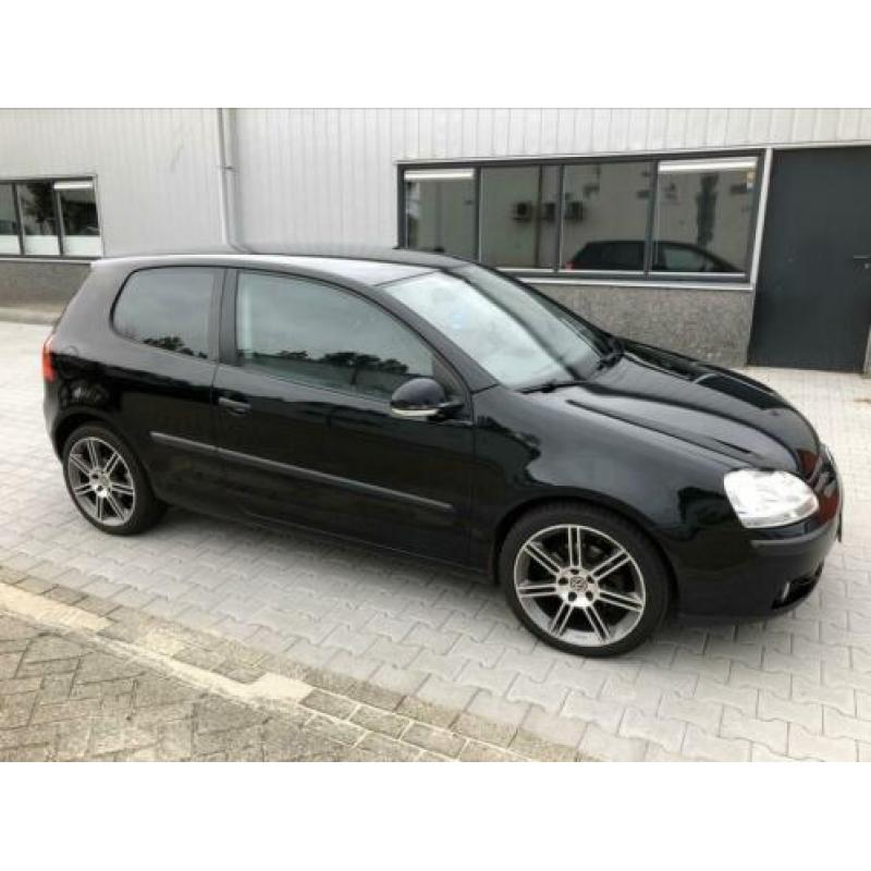 Volkswagen Golf 1.4 16V 55KW 3D 2005 Zwart