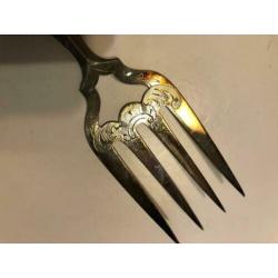 Prachtige antieke zilverkleurige vork
