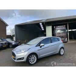 Ford Fiesta 1.0i 80pk titanium 5drs facelift - led - navi -
